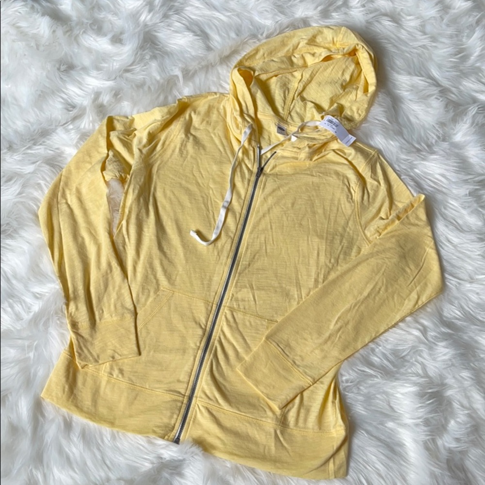 New Old Navy t-shirt material sweatshirt